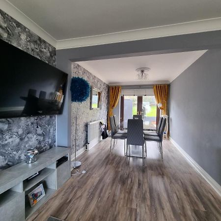Private Room City Skyline And Mountain Views Close Too Belfast Centre And Airports Free Parking Eksteriør bilde